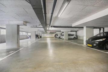 Parkeerplaats Garage Erasmusgracht/ Bos en Lommer