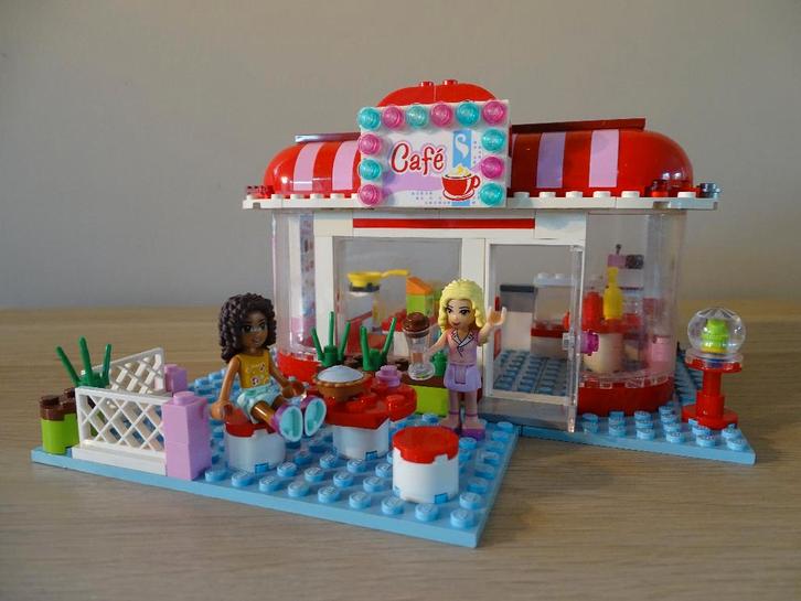 LEGO Friends City Park Café 3061, Kinderen en Baby's, Speelgoed | Duplo en Lego, Zo goed als nieuw, Lego, Complete set, Ophalen of Verzenden