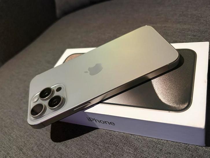 iPhone 15 Pro Max 256GB - Nieuw!, Telecommunicatie, Mobiele telefoons | Apple iPhone, Nieuw, 256 GB, Zonder abonnement, Zonder simlock