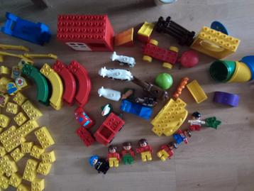 Duplo boerderij en rondje maken voor de autos beschikbaar voor biedingen