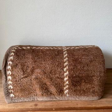 Groot Vintage Woondeken, Bruin Deken Patroon, Acryl, Dralon beschikbaar voor biedingen