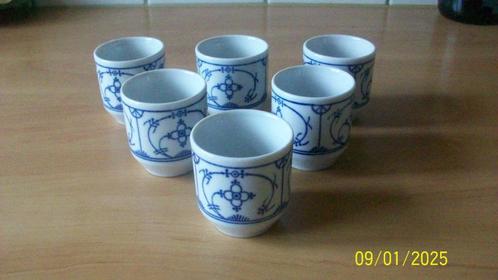 6 eierdopjes met Saksisch decor, Huis en Inrichting, Keuken | Servies, Zo goed als nieuw, Overige typen, Overige stijlen, Ophalen of Verzenden