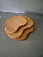 3 leuke ronden houten snijplanken afmetingen 20,25 en 30 cm, Ophalen of Verzenden, Zo goed als nieuw