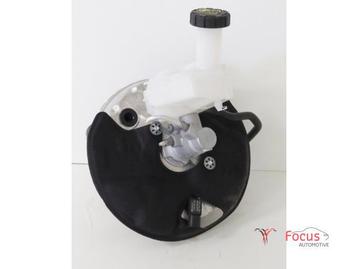 Rembekrachtiger van een Renault Clio beschikbaar voor biedingen