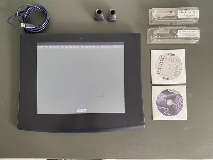 Wacom Intuos A3, computer tablet, Computers en Software, Tekentablets, Zo goed als nieuw, Ophalen