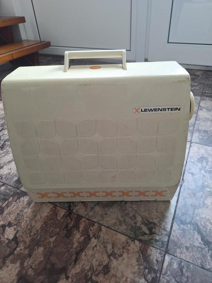 Lewenstein Naaimachine - Compacta Simple 80, Hobby en Vrije tijd, Naaimachines en Toebehoren, Gebruikt, Naaimachine, Lewenstein