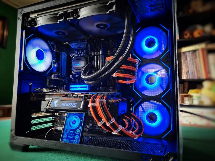 RGB Gaming PC (Fishtank) | i7 | 1080 Ti AORUS | 32GB RAM, Computers en Software, Desktop Pc's, Zo goed als nieuw, 4 Ghz of meer