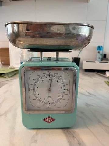 Vintage WESCO Keukenweegschaal mint kleur beschikbaar voor biedingen
