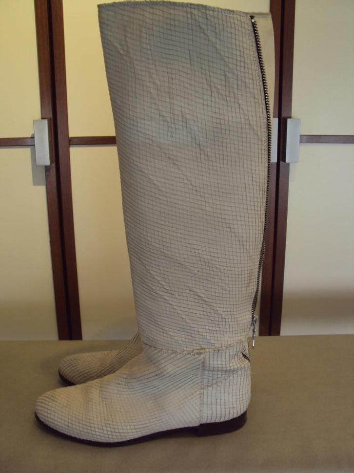 Bitter hoge laarzen / 37 - 37,5  / z.g.a.n., Kleding | Dames, Schoenen, Zo goed als nieuw, Hoge laarzen, Beige, Ophalen of Verzenden