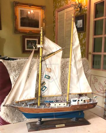 De Eendracht zeilboot beschikbaar voor biedingen