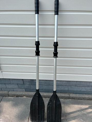 Twee Peddels beschikbaar voor biedingen