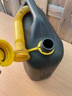 Jerrycan Zwart met Schenktuit, Auto diversen, Overige Auto diversen, Ophalen of Verzenden, ., ., .