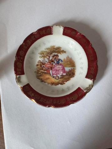 Antieke Limoges porseleinen asbak – met goudaccenten beschikbaar voor biedingen