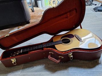 Akoestisch electrische gitaar in koffer Madrigal beschikbaar voor biedingen