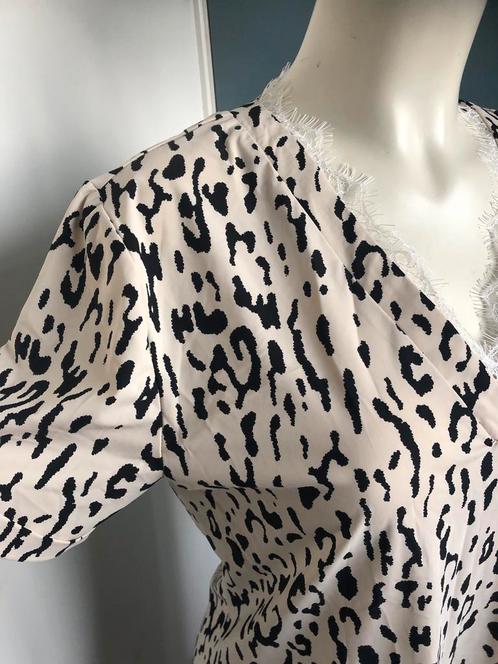 G-Max Leopard luipaard travelstof top l wit zwart, Kleding | Dames, Tops, Zo goed als nieuw, Maat 42/44 (L), Wit, Korte mouw, Ophalen of Verzenden