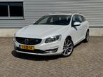 Volvo V60 D6 Polestar 300PK Plug-in Hybrid Pano Distribrutie, Auto's, Automaat, USB, Wit, Vierwielaandrijving