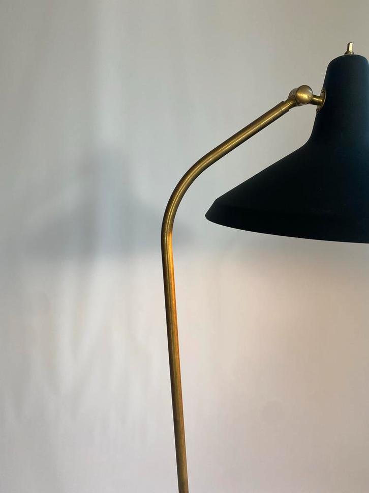 Gubi G10 Vloerlamp, Huis en Inrichting, Lampen | Vloerlampen, Gebruikt, 100 tot 150 cm, Metaal, Ophalen