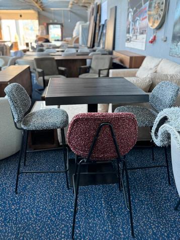 Bartafel Eleonora Eikenhout 80x80cm – Zwart beschikbaar voor biedingen