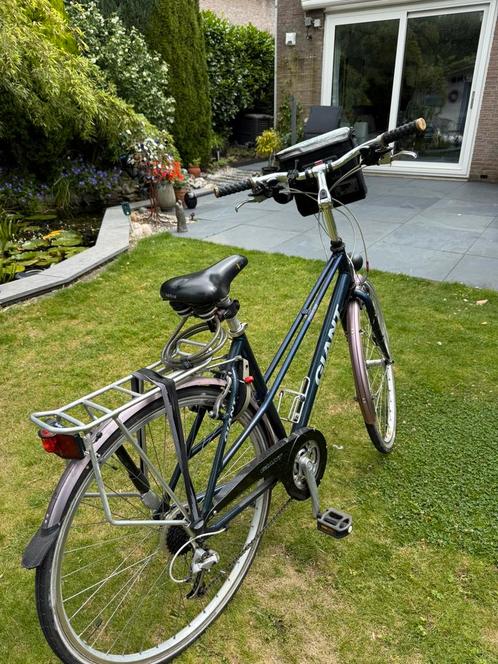 Stadsfiets Giant jubilee, Fietsen en Brommers, Fietsen | Dames | Damesfietsen, Zo goed als nieuw, Giant, Versnellingen, 50 tot 53 cm