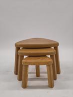 Brutalist nesting tables eikenhout vintage bijzettafeltjes, Gebruikt, ., Ophalen of Verzenden, .