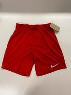 Nike rode short (maten S, M en L), Ophalen of Verzenden, Zo goed als nieuw, Rood