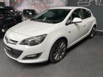 Opel Astra 1.6 Turbo Sport NAVI LEDER LED 180 PK INCL BTW, Voorwielaandrijving, Euro 5, Gebruikt, Zwart