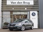 Skoda Octavia Combi 1.0 TSI 116 pk Tour | Trekhaak | Navigat, Voorwielaandrijving, Stof, Gebruikt, Lichtsensor