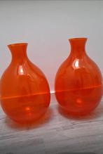 2 mooie grote glazen vazen, Ophalen, 50 tot 75 cm, Oranje, Glas