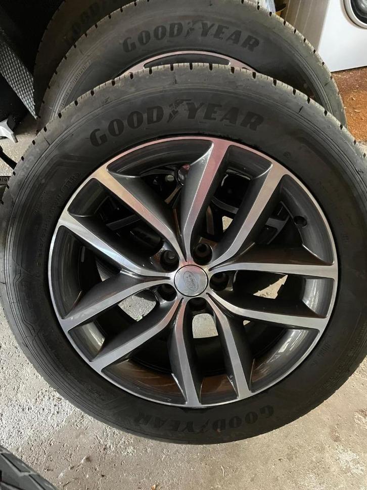 Range Rover Evoque Velgen 19 inch + banden - Nagenoeg Nieuw!, Auto-onderdelen, Banden en Velgen, Banden en Velgen, Winterbanden