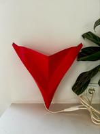 Retro rode wandlamp Fluga Ikea. Rode origami lamp. Uplight, Ophalen of Verzenden, Zo goed als nieuw, Kunststof, Modern, kleurrijk, dopamine