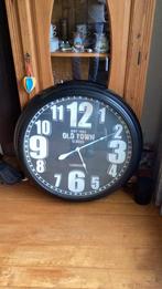 Xl klok buitenrand 92 cm doorsnee klok 75 cm, Huis en Inrichting, Woonaccessoires | Klokken, Ophalen of Verzenden, Wandklok