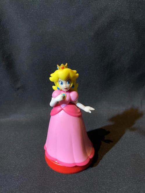 Amiibo Peach, Spelcomputers en Games, Games | Nintendo Switch, Zo goed als nieuw, Avontuur en Actie, 1 speler, Vanaf 7 jaar, Ophalen of Verzenden