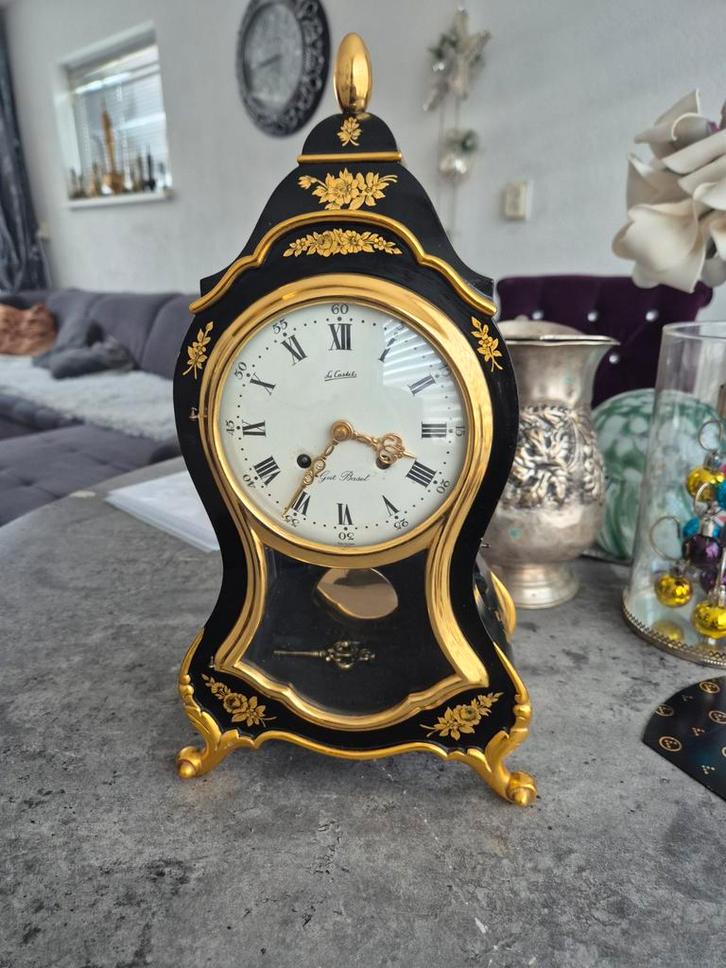 Le Castel Klok Gut Basel - Decoratieve Pendule, Antiek en Kunst, Antiek | Klokken, Ophalen of Verzenden