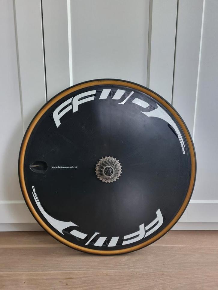 TE HUUR/FOR RENT-Full carbon clincher dichtwiel, velgrem 11s, Fietsen en Brommers, Fietsaccessoires | Overige Fietsaccessoires