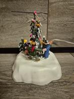 Lemax dansen om de boom bewegend originele doos kerstdorp, Diversen, Kerst, Ophalen of Verzenden, Zo goed als nieuw