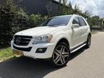 Mercedes-Benz M-Klasse 500 / AUTOMAAT / NAVI / SCHUIFDAK / Y, Auto's, Automaat, Gebruikt, 8 cilinders, Wit