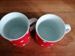 2 rood/witte polkadot mokken, Ophalen of Verzenden, Zo goed als nieuw, Overige stijlen, Kop(pen) en/of Schotel(s)