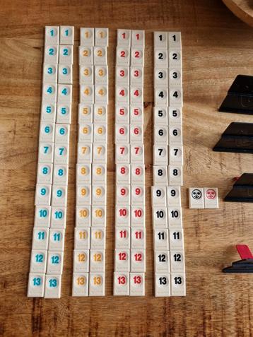 Rummikub normaal formaat stenen beschikbaar voor biedingen