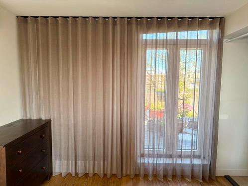 Gordijnen / vitrage lichtgrijs 1,60m inclusief design rails, Huis en Inrichting, Stoffering | Gordijnen en Lamellen, Zo goed als nieuw
