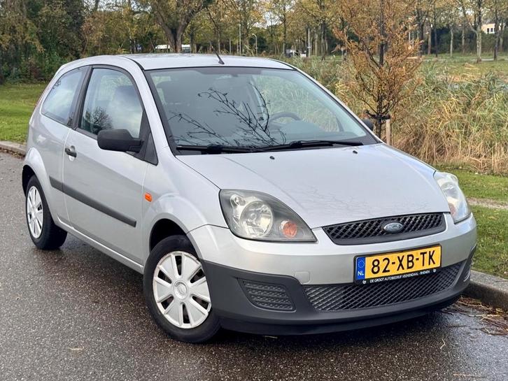 Ford Fiësta 1.3 | APK | Airco | Elektrische Pakket | NAP, Auto's, Ford, Bedrijf, Fiësta, ABS, Airbags, Airconditioning, Boordcomputer