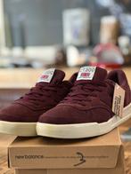 New Balance CT300SBB Burgundy - Maat 45.5 - ZGAN, Ophalen of Verzenden, Zo goed als nieuw, Overige kleuren, Sneakers of Gympen