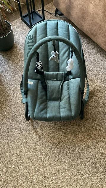 Qute Q-sofa wipper wipstoel groen beschikbaar voor biedingen