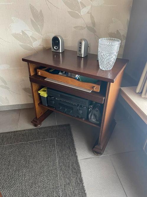 Te koop: computer kast in eik : doe een Bod!, Huis en Inrichting, Tafels | Sidetables, Zo goed als nieuw, 25 tot 50 cm, Rechthoekig