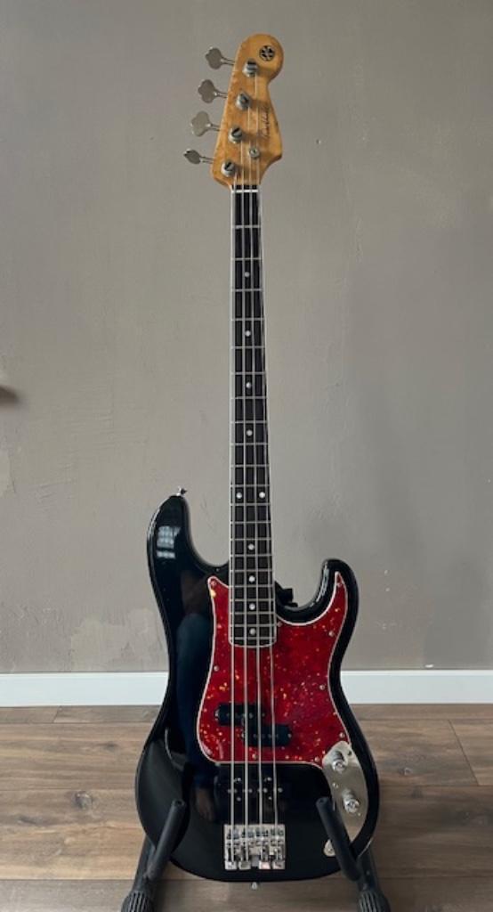 Prachtige PJ bas Boekholt, Muziek en Instrumenten, Snaarinstrumenten | Gitaren | Bas, Gebruikt, Elektrisch, Ophalen