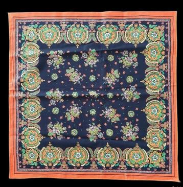 Vlisco tafelkleed kleedje tafelkleedje stof stoffen batik  beschikbaar voor biedingen