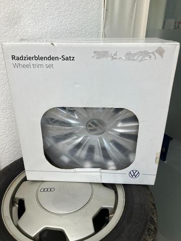 4 wieldeksels wieldoppen origineel vw nieuw 15' beschikbaar voor biedingen