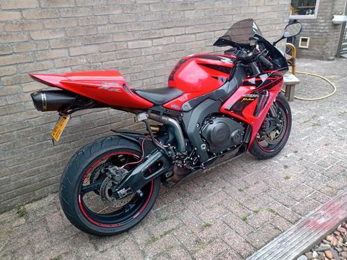 Honda Fireblade CBR1000RR - 2006 - SC57, Motoren, Motoren | Honda, Particulier, Super Sport, meer dan 35 kW, 4 cilinders, Minimaal motorrijbewijs A1
