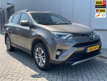 Toyota RAV4 2.5 Hybrid Dynamic / Navigatie / stoelverwarming beschikbaar voor biedingen