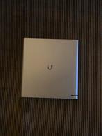 Unifi Cloud Key Gen2 Plus - Netwerk Controller, Ophalen of Verzenden, Zo goed als nieuw, Ubiquiti
