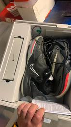NIKE ADAPT BB 2.0 eu charger/Worn twice*/Size 45, Kleding | Heren, Schoenen, Overige kleuren, Sportschoenen, Nike, Ophalen of Verzenden